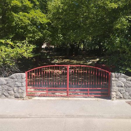 Apartman Kora Njivice Buitenkant foto