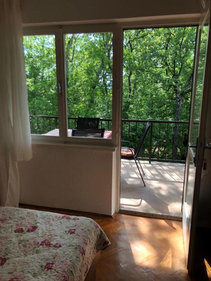 Apartman Kora Njivice Buitenkant foto